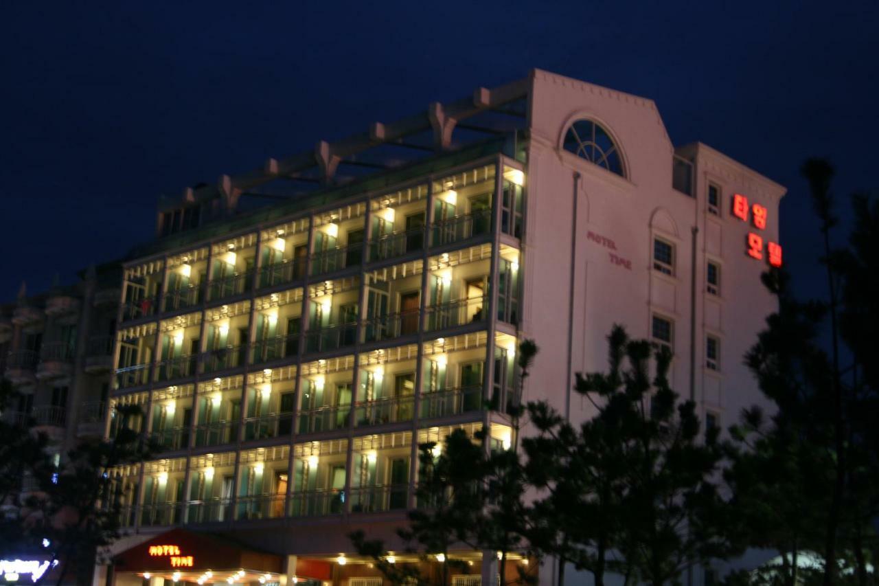 Time Motel Kangrung Kültér fotó